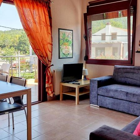 Yasoo Holiday Apartments Olympiada Bagian luar foto